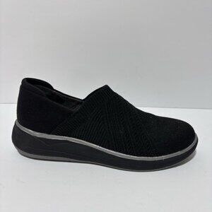 Bzees Women’s Triumph Black Slip-On Shoes, Size 7.5 Wide